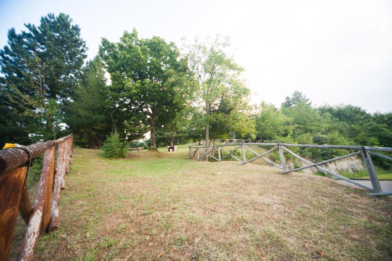 Il Castagno Bed & Breakfast Montemonaco Luaran gambar